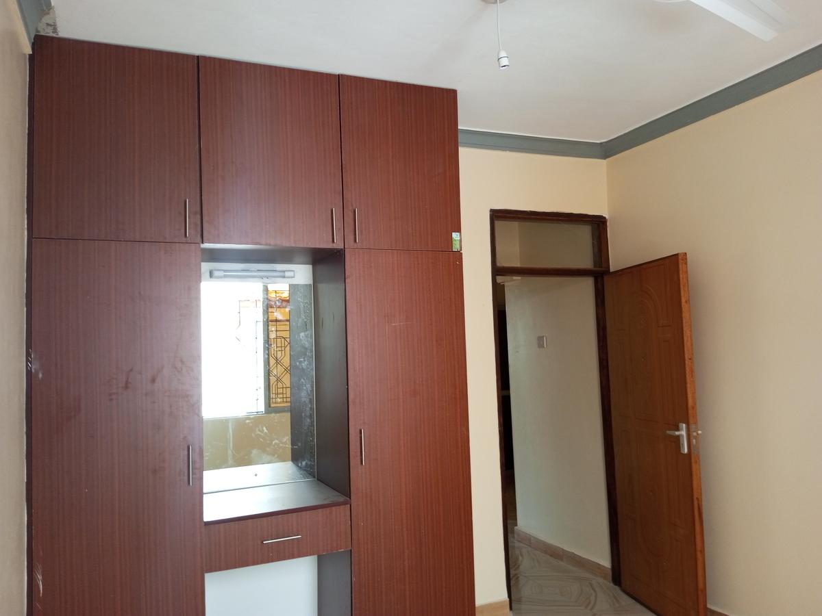 3 Bed Apartment with Parking at Beach Road - 8