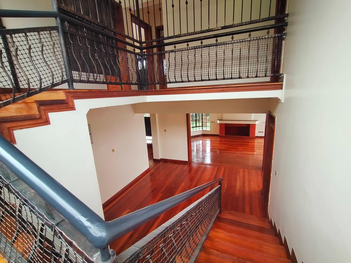 4 Bed House with En Suite in Runda - 7