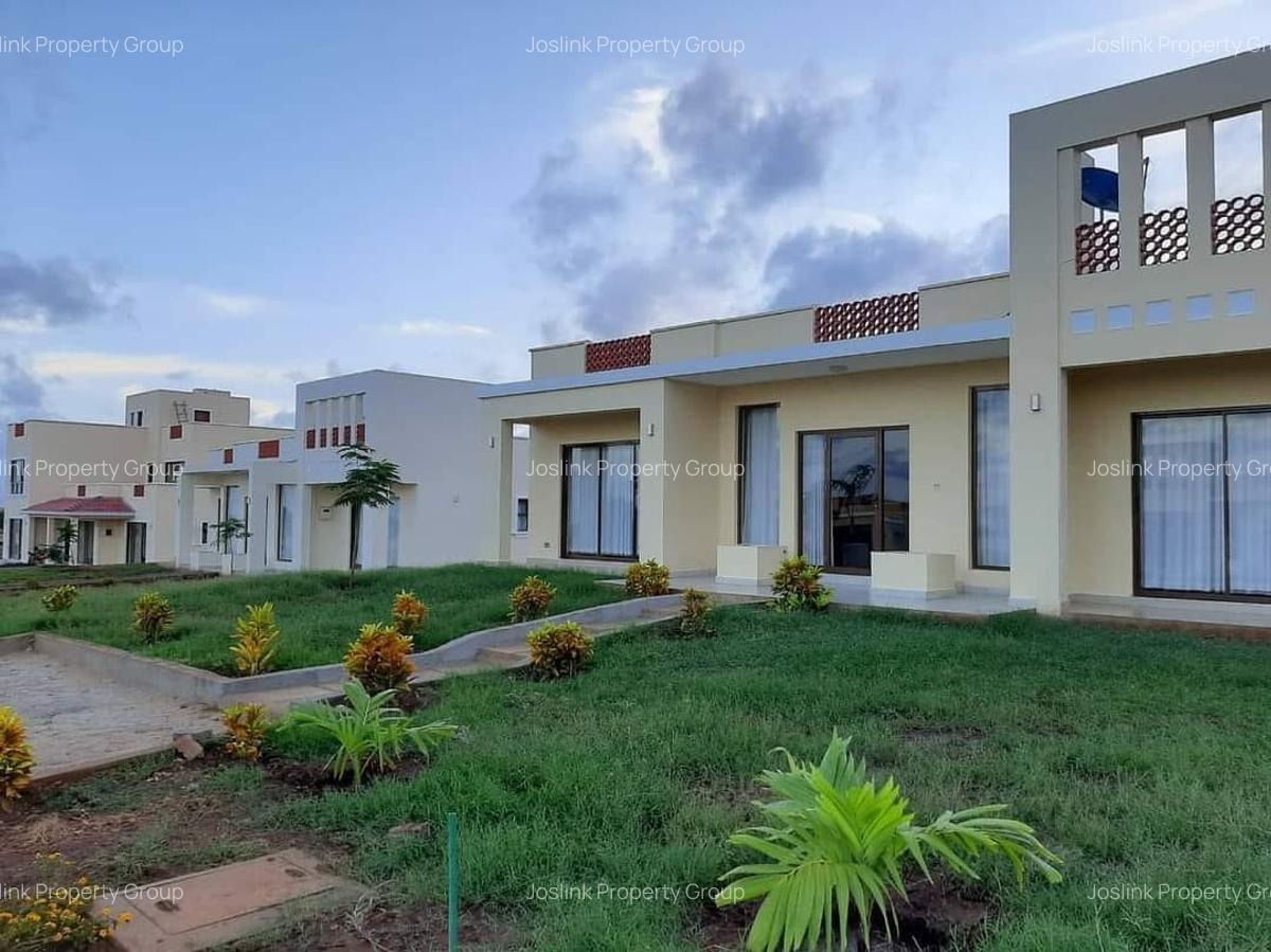 4 Bed Townhouse with En Suite in Nyali Area - 10