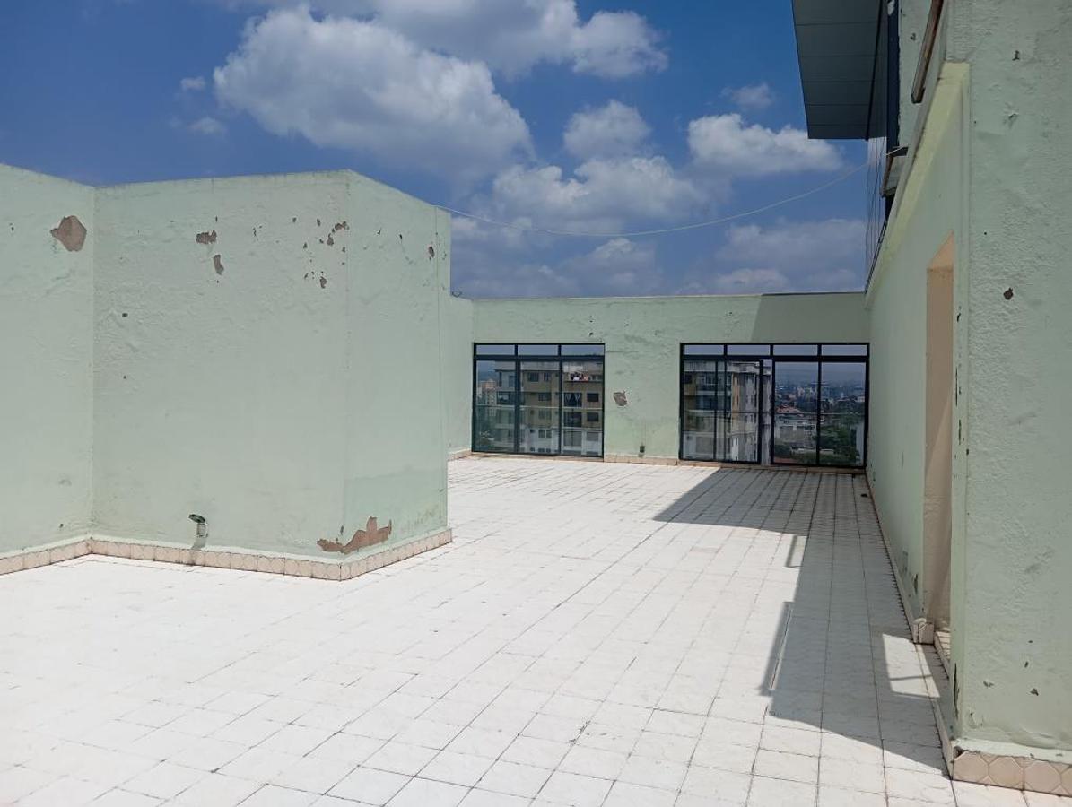 1 Bed Apartment with En Suite at Kilimani Estate Nairobi - 10
