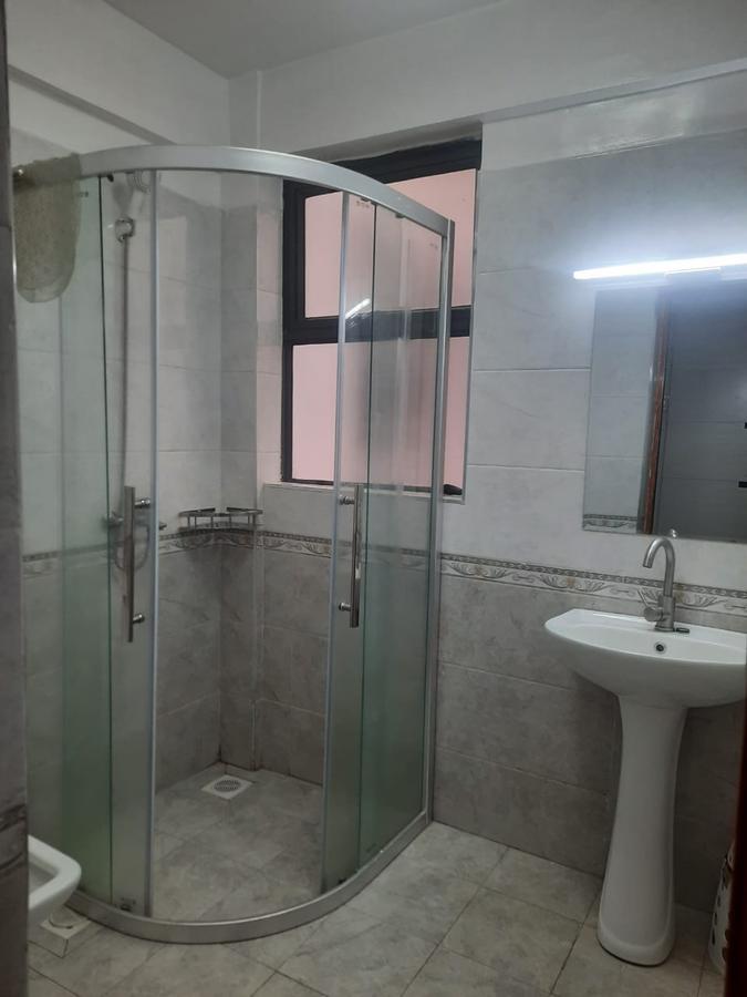 Serviced 3 Bed Apartment with En Suite in Kilimani - 17