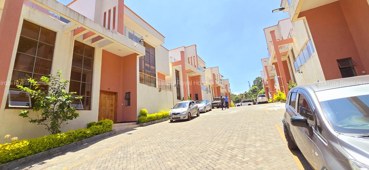 5 Bed Townhouse with En Suite at Chalbi Drive - 2
