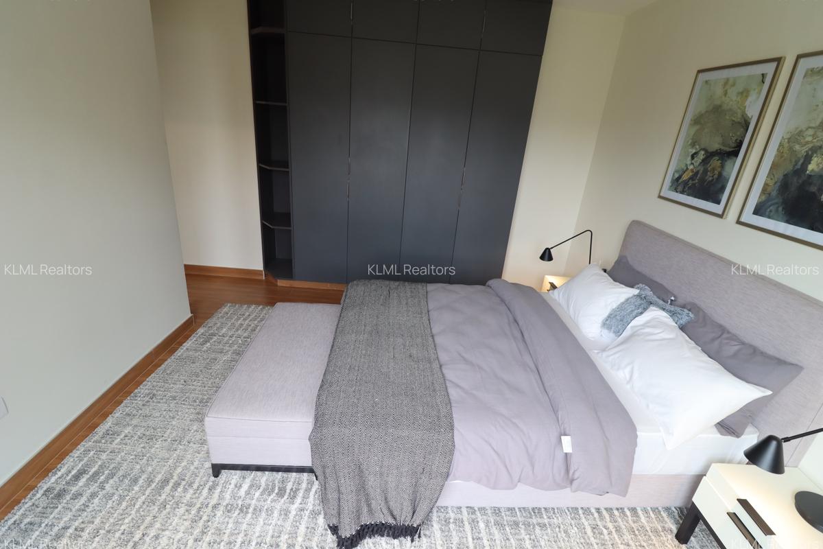 3 Bed Apartment with En Suite in Riverside - 7