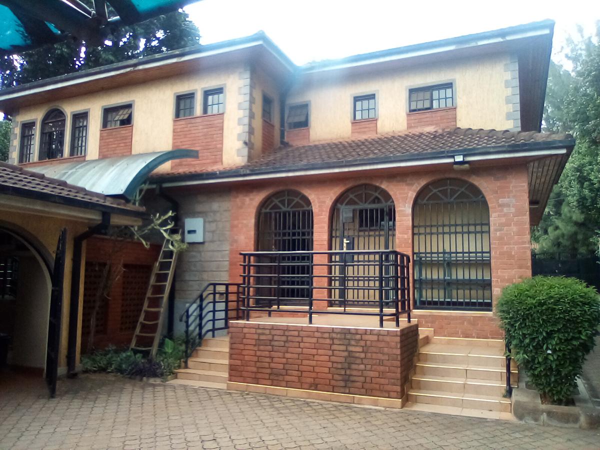 4 Bed House with En Suite at New Kitisuru - 2