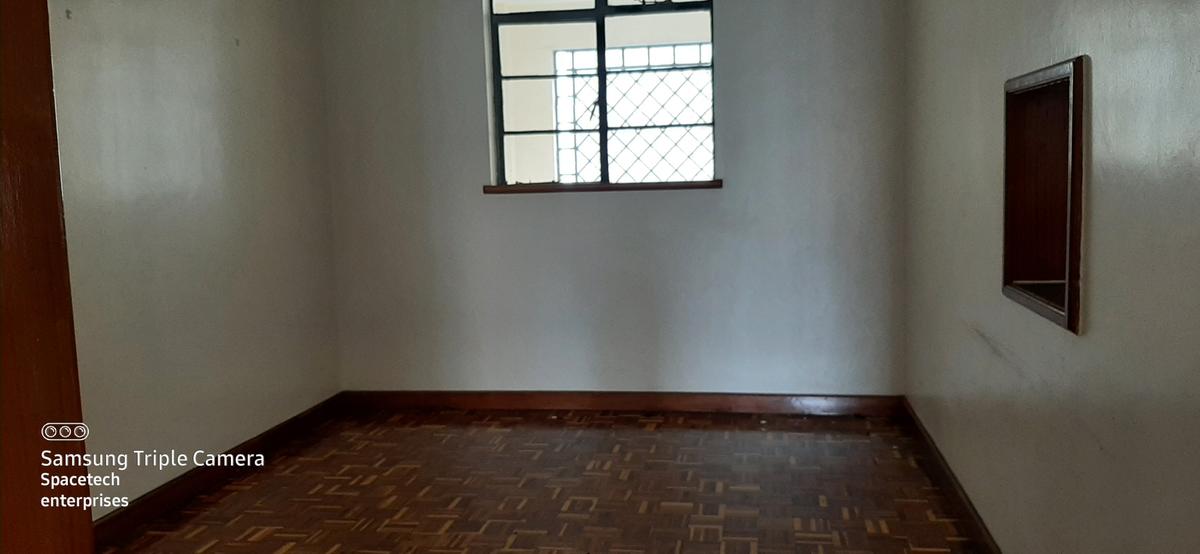 4 Bed Apartment with Borehole in Riverside - 17