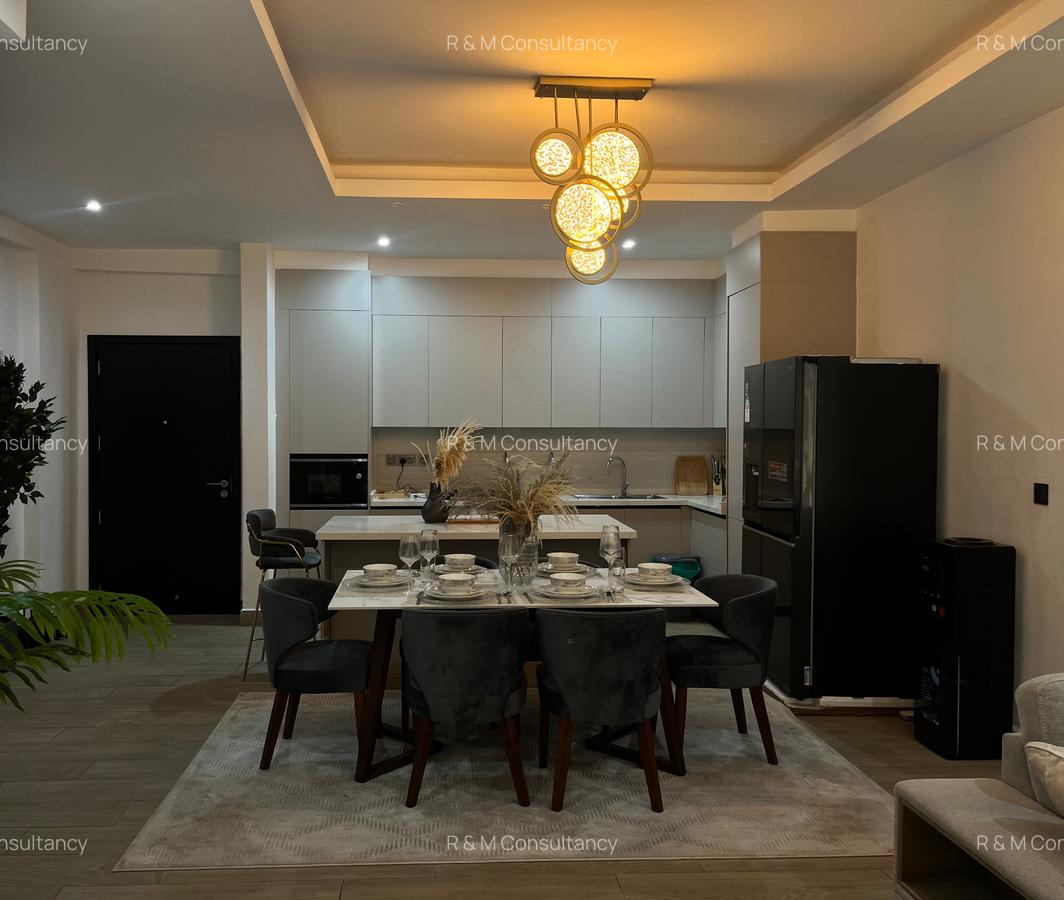 3 Bed Apartment with Swimming Pool in Riverside - 12