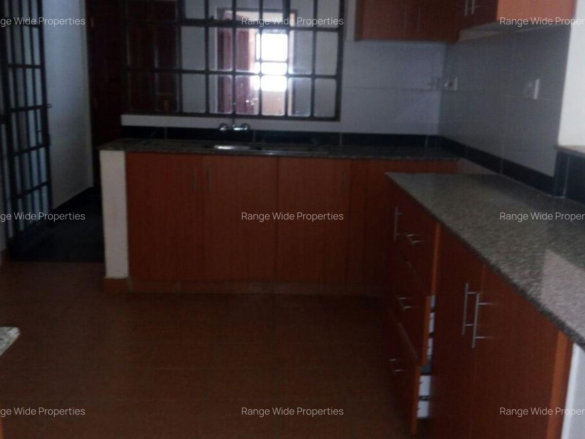 2 Bed Apartment with En Suite in Westlands Area - 3