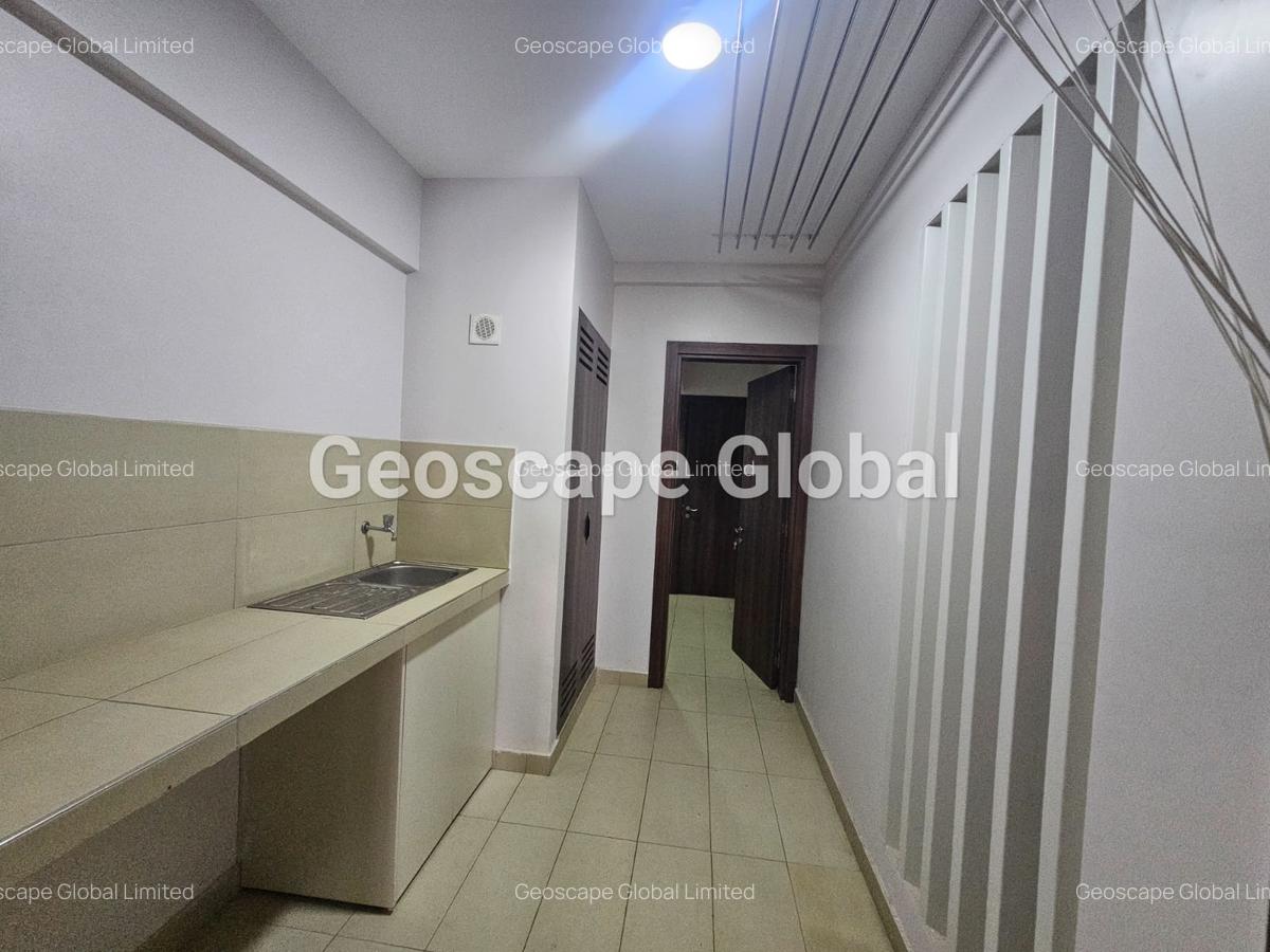 3 Bed Apartment with En Suite in Brookside - 3