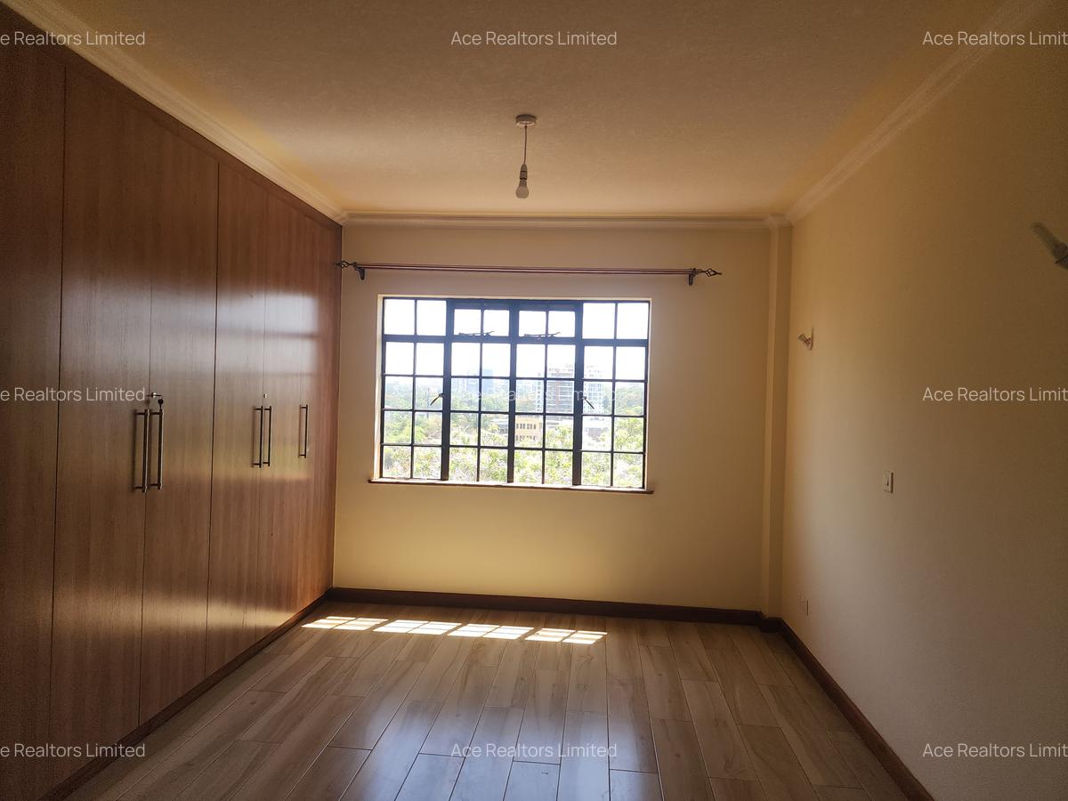 2 Bed Apartment with En Suite at Westlands - 9