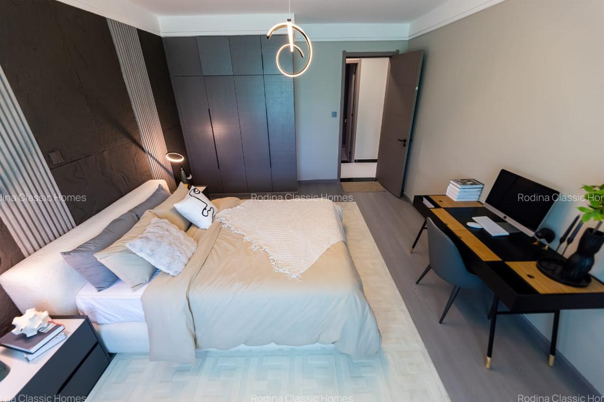 4 Bed Apartment with En Suite at Othaya Road - 4