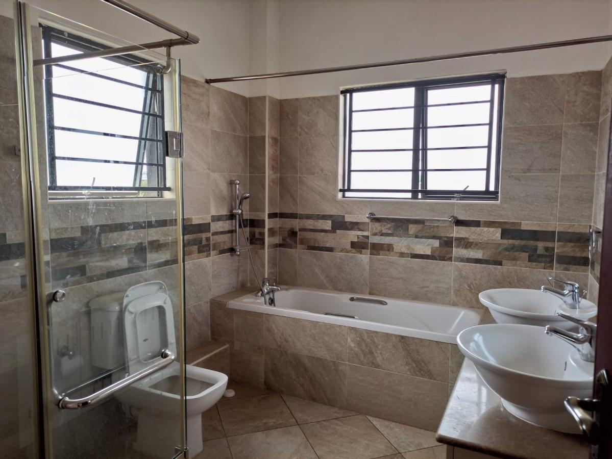 3 Bed Apartment with En Suite in Rhapta Road - 6