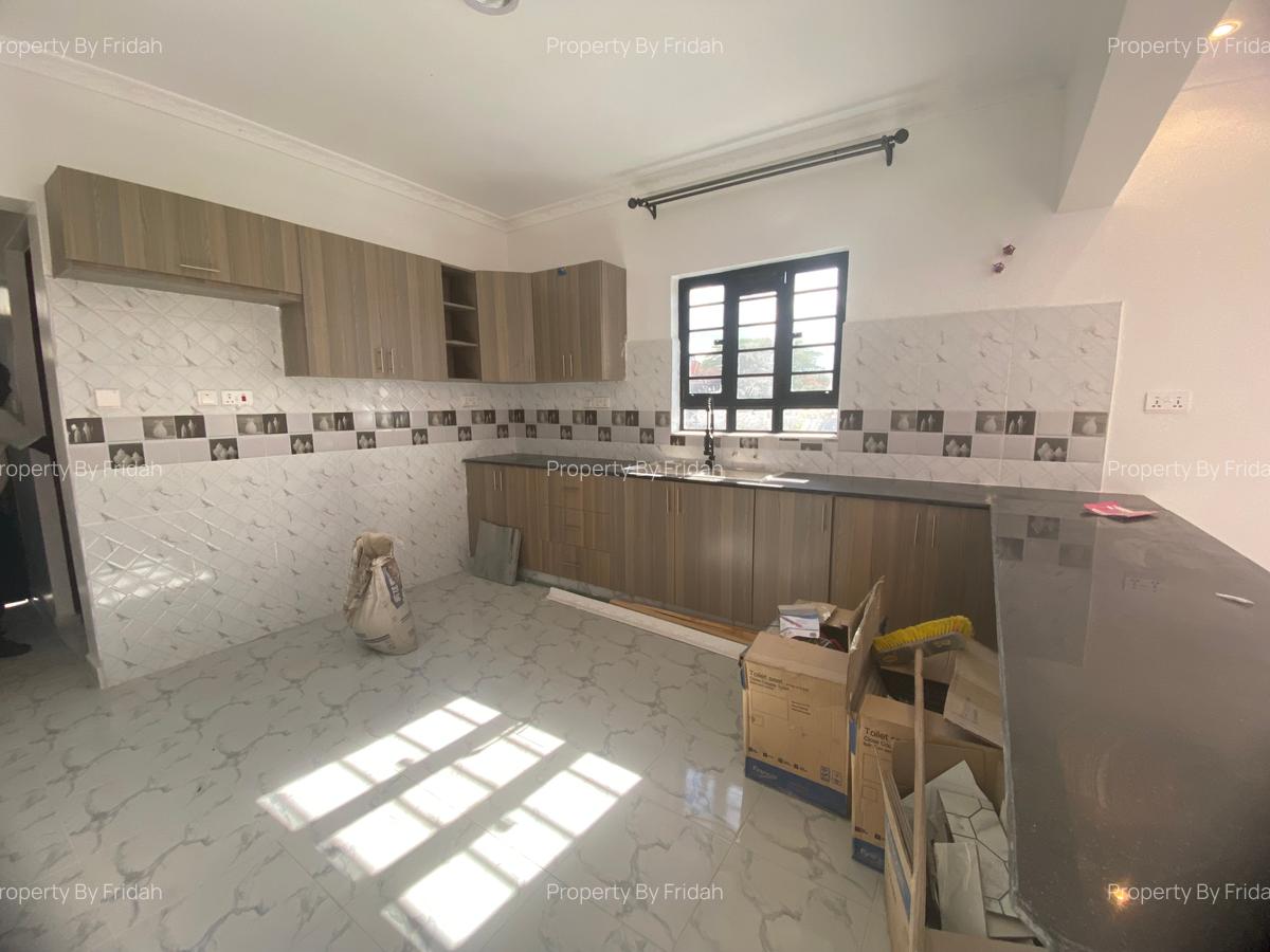 3 Bed House with En Suite in Kitengela - 12