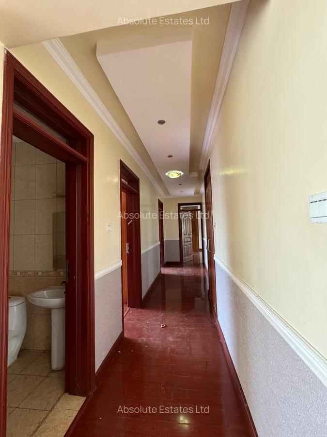 4 Bed Villa with En Suite in Karen - 14