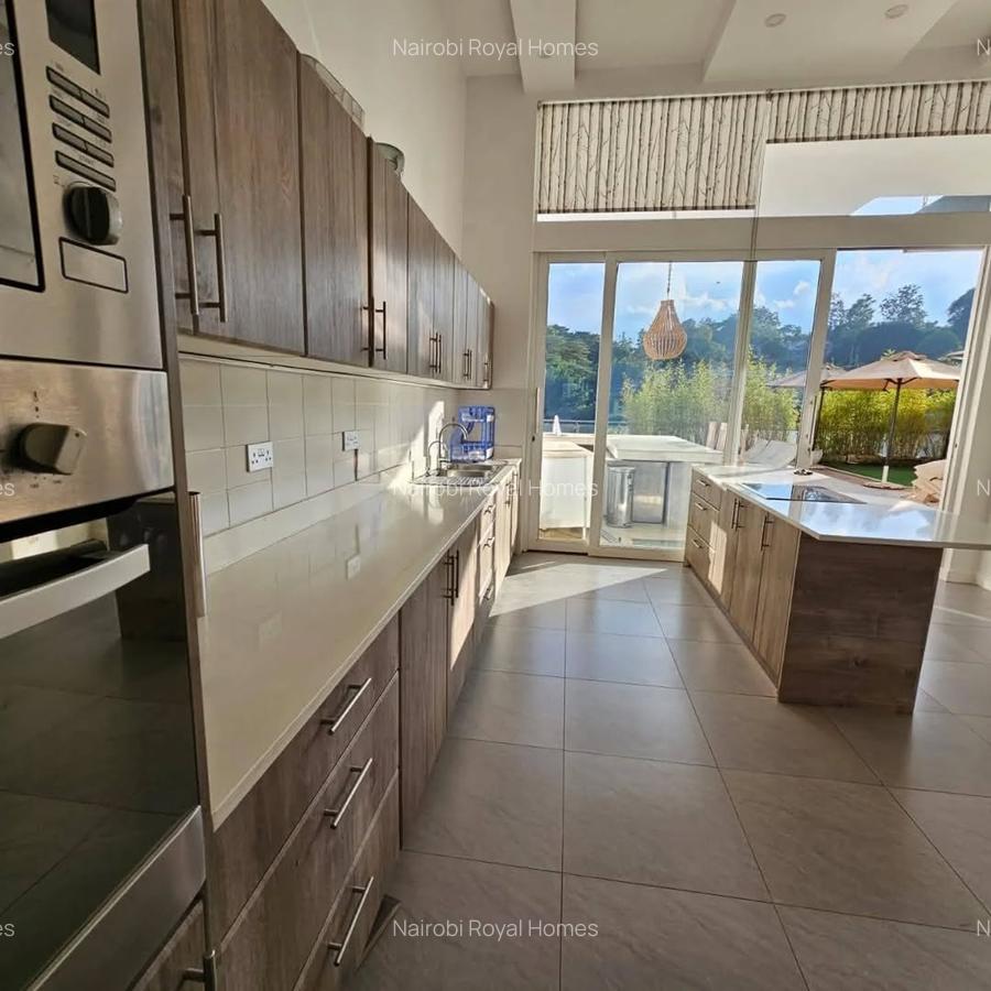 4 Bed Townhouse with En Suite at Spring Valley - 8