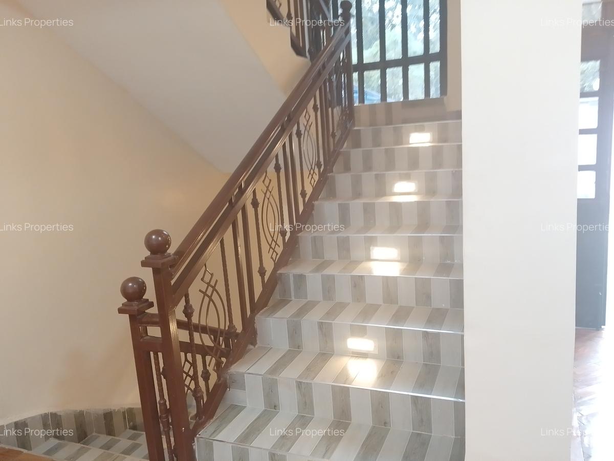 6 Bed Townhouse with En Suite at Karen - 10