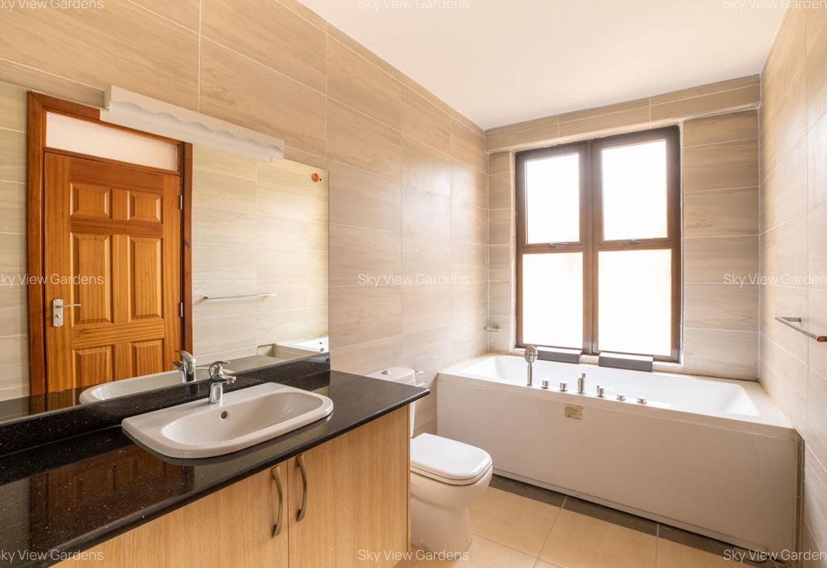 5 Bed Apartment with En Suite at Church Road - 11