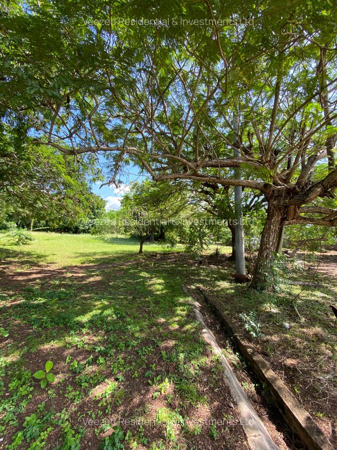 2 ac Land in Nyali Area - 6