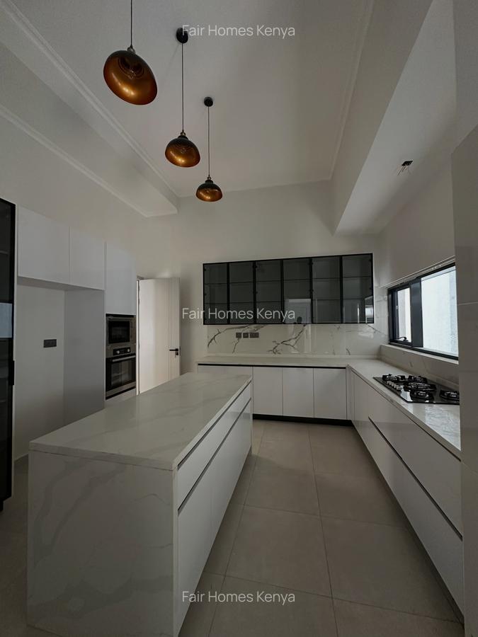 5 Bed Townhouse with En Suite at Maji Mazuri - 3