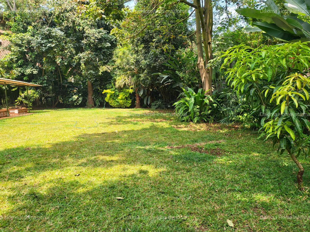 5 Bed Townhouse with En Suite in Rosslyn - 19