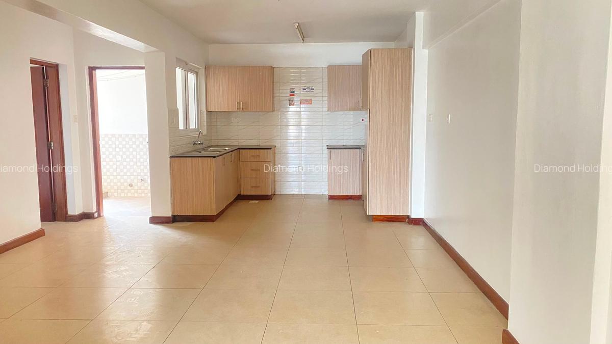4 Bed Apartment with En Suite at Parklands - 5