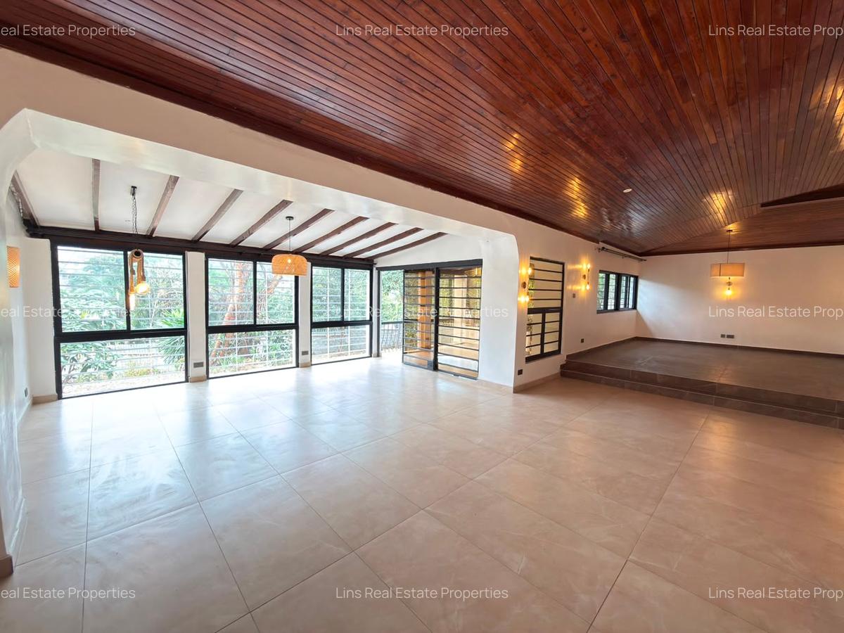 4 Bed House with En Suite in Muthaiga - 11