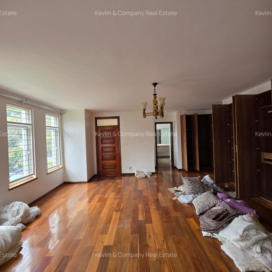 5 Bed Townhouse with En Suite in Lavington - 15