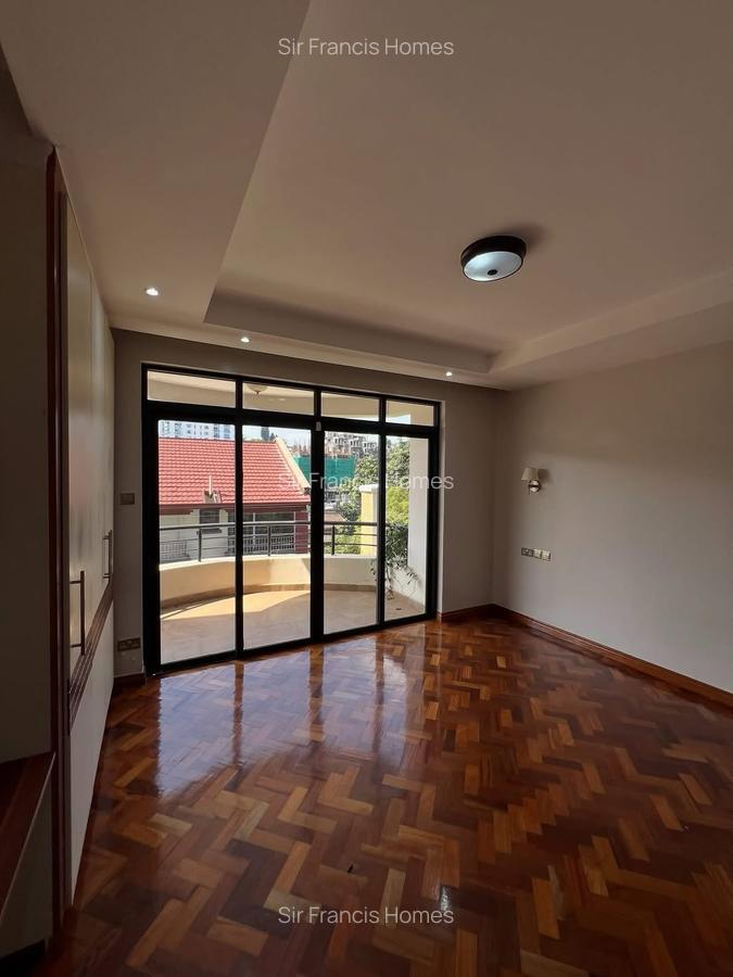 Serviced 4 Bed Apartment with En Suite at Riverside - 2