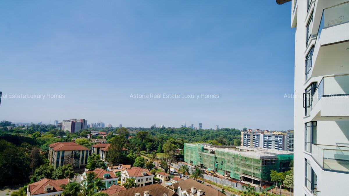 3 Bed Apartment with En Suite at 2026-128 - 4