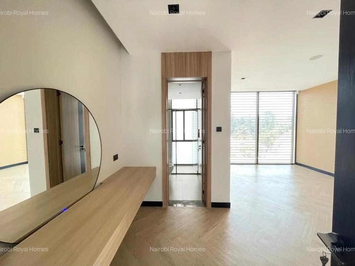 5 Bed Townhouse with En Suite at Mzima Springs - 13
