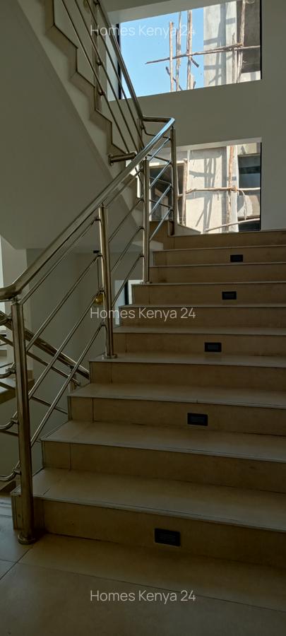 2 Bed Apartment in Runda - 12