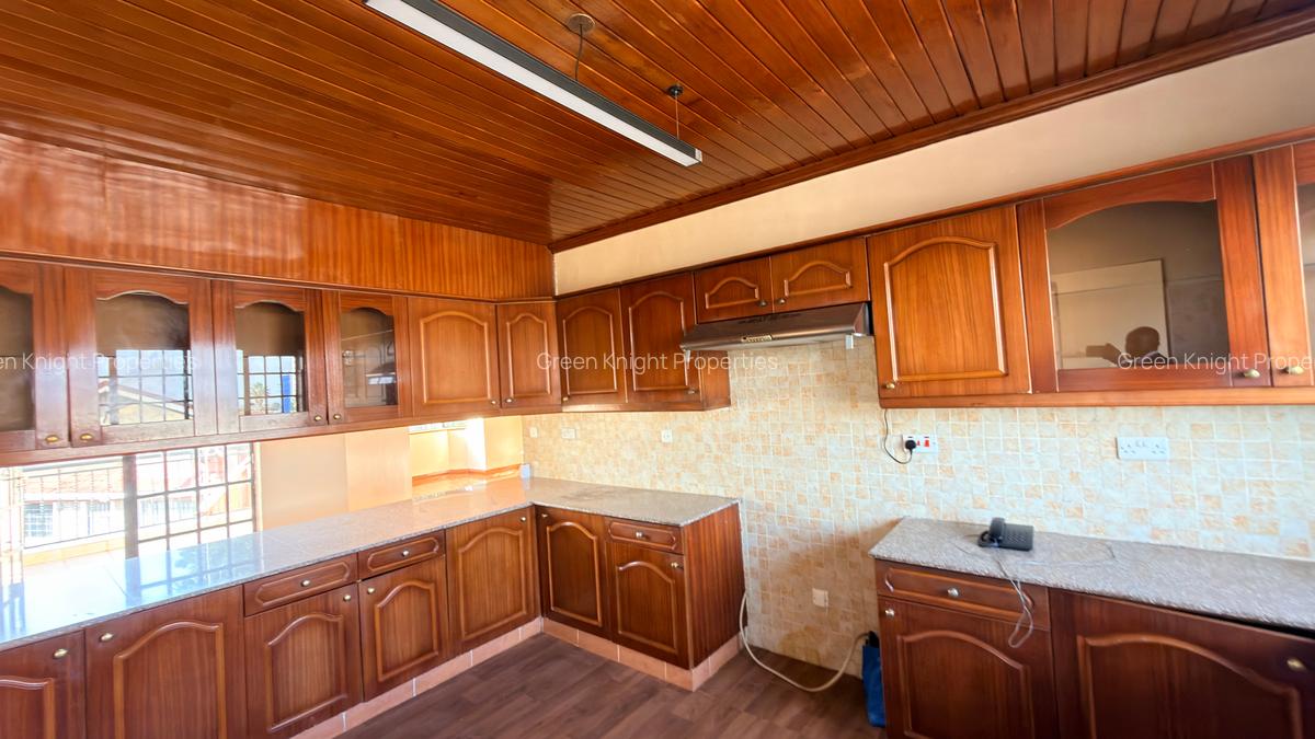 Serviced 3 Bed Apartment with En Suite in Kilimani - 3