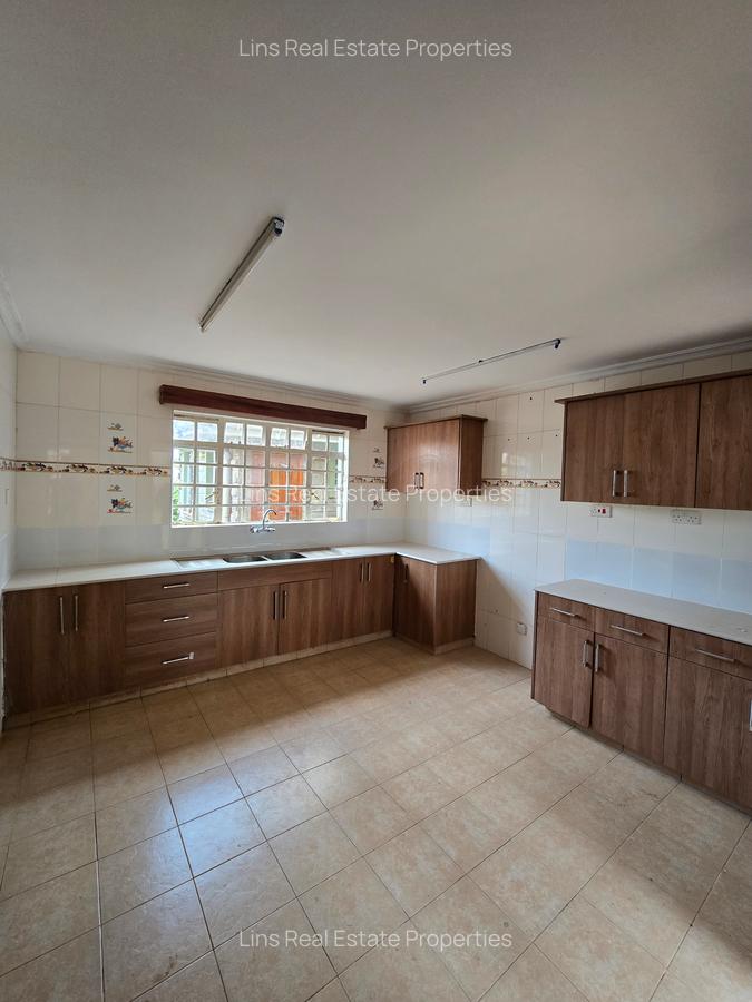 4 Bed Townhouse with En Suite in Runda - 13