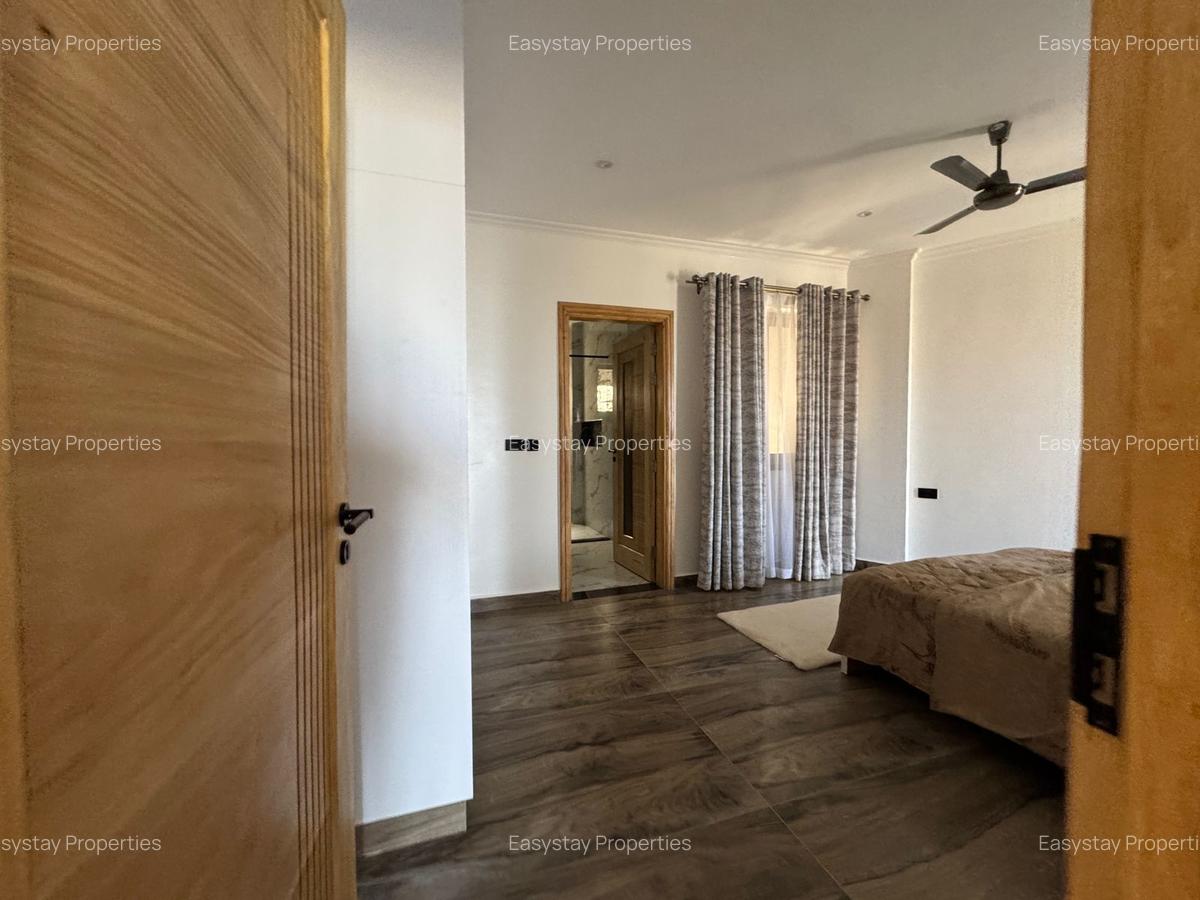 2 Bed Apartment with Swimming Pool in Nyali Area - 8