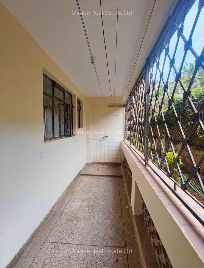 4 Bed Apartment with Swimming Pool in Kilimani - 10