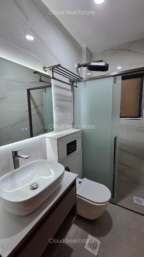 3 Bed Apartment with En Suite in Parklands - 13