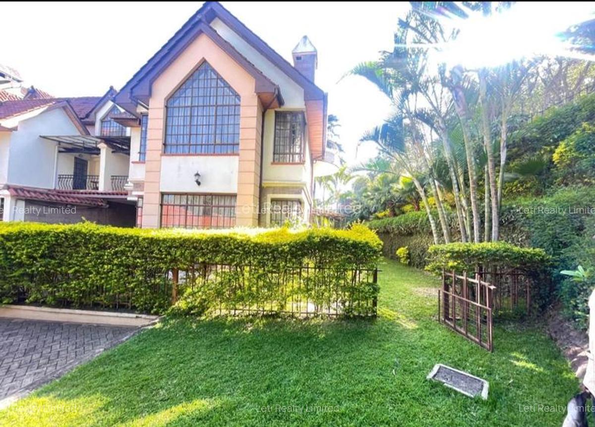 5 Bed Townhouse with En Suite in Lavington - 4