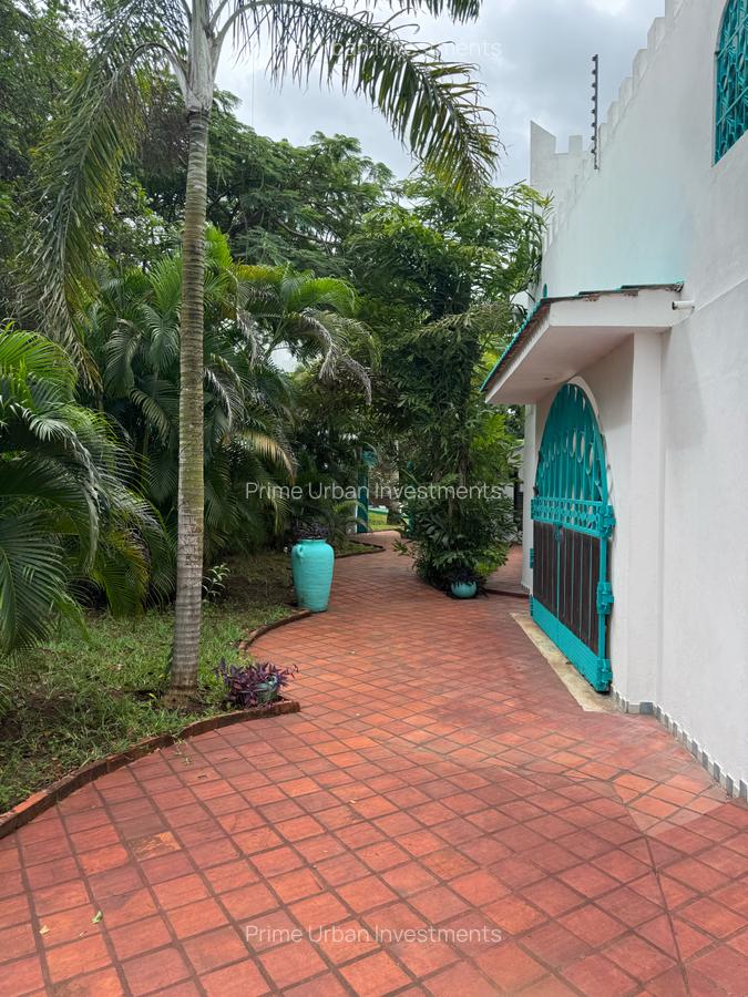4 Bed House with En Suite at Mtwapa Creek Aloo Drive - 2