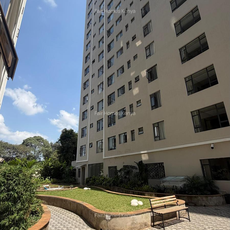 4 Bed Apartment with En Suite at Oledume Road - 3