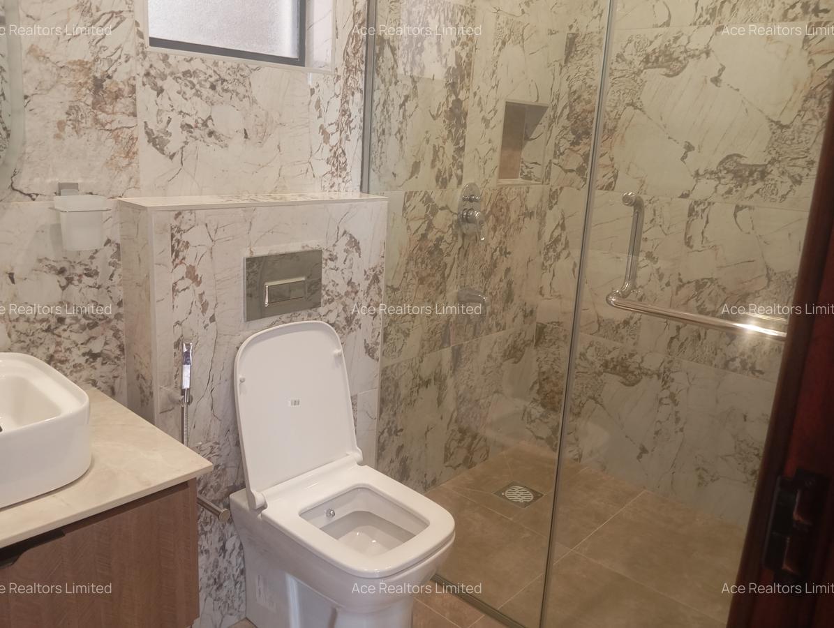 2 Bed Apartment with En Suite at Brookeside Estate - 6