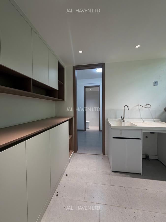 3 Bed Apartment with En Suite in Westlands Area - 8