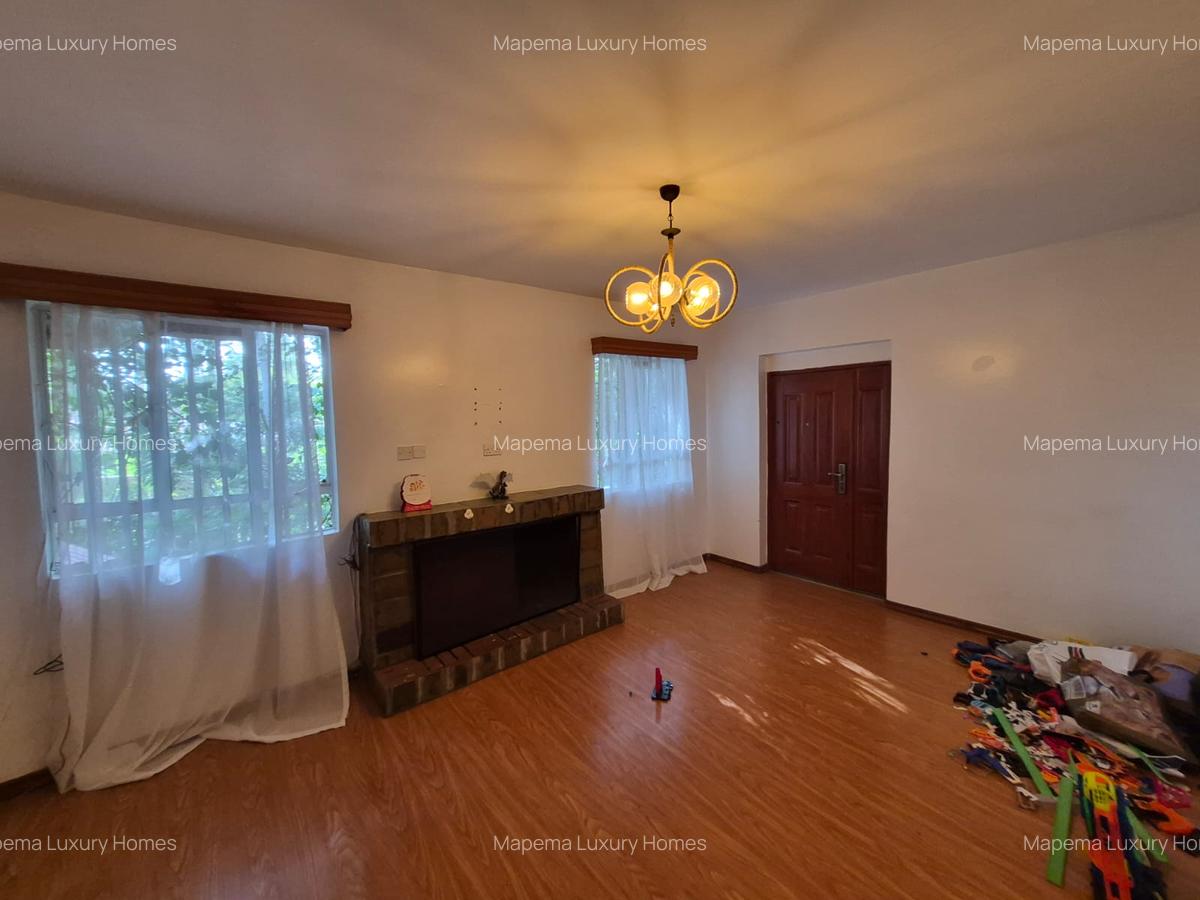 5 Bed House with En Suite at Hardy Area - 13