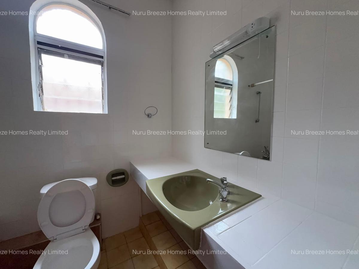 4 Bed House with En Suite in Thigiri - 6