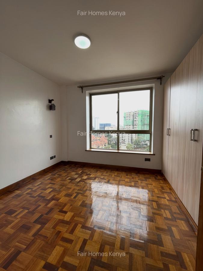 3 Bed Apartment with En Suite at Othaya Road - 19