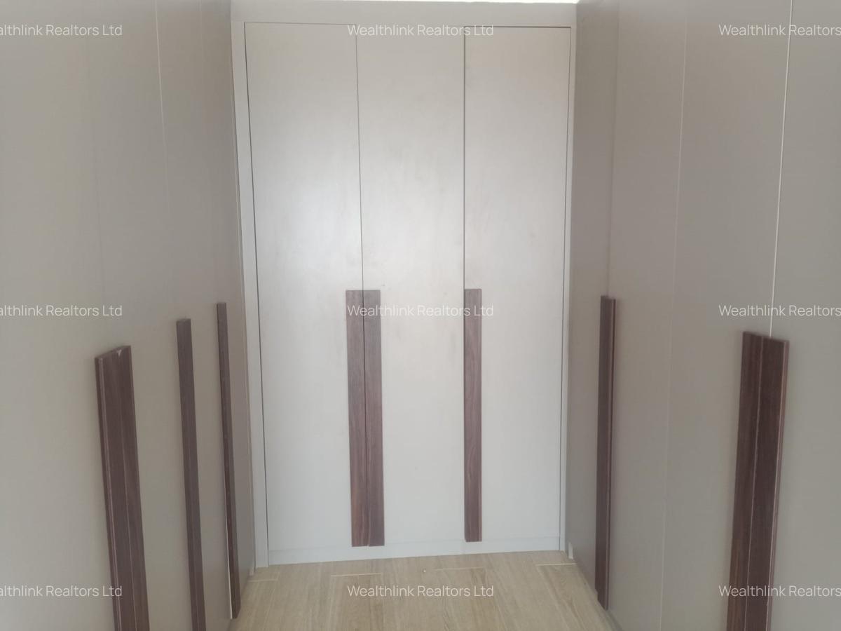 Furnished 3 Bed Apartment with En Suite at Two Rivers - 11