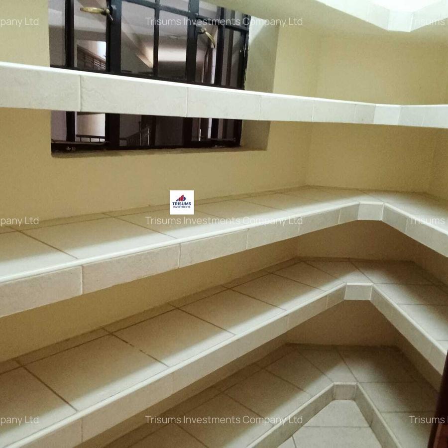 4 Bed Apartment with En Suite in Rhapta Road - 11