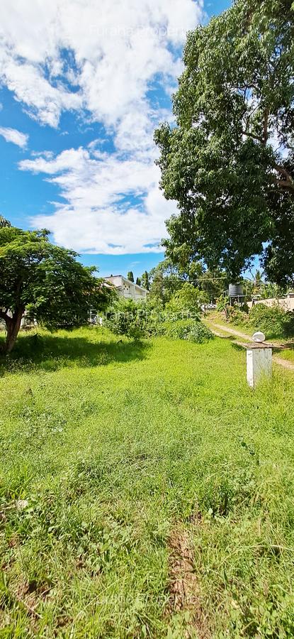 Land at Nyali - 12