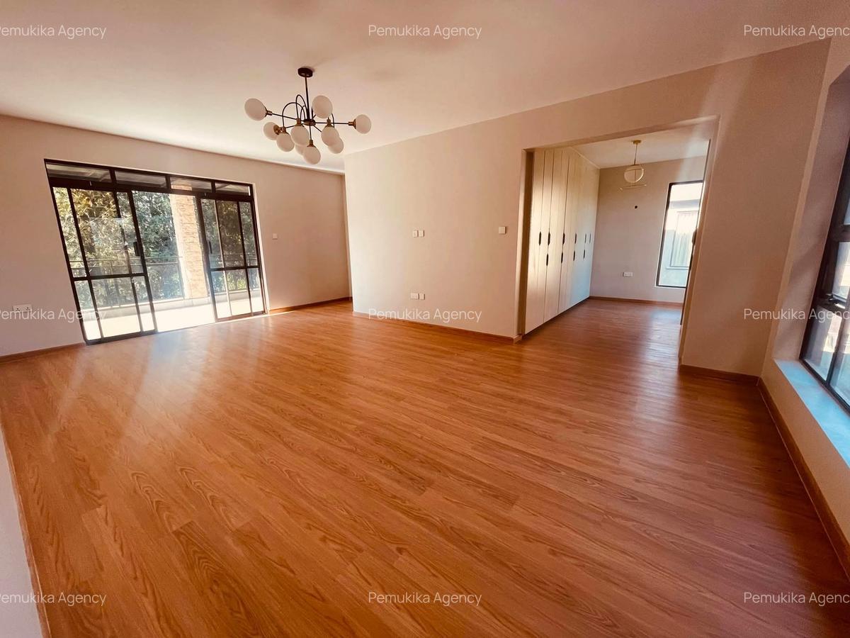 6 Bed Townhouse with En Suite in Karen - 4