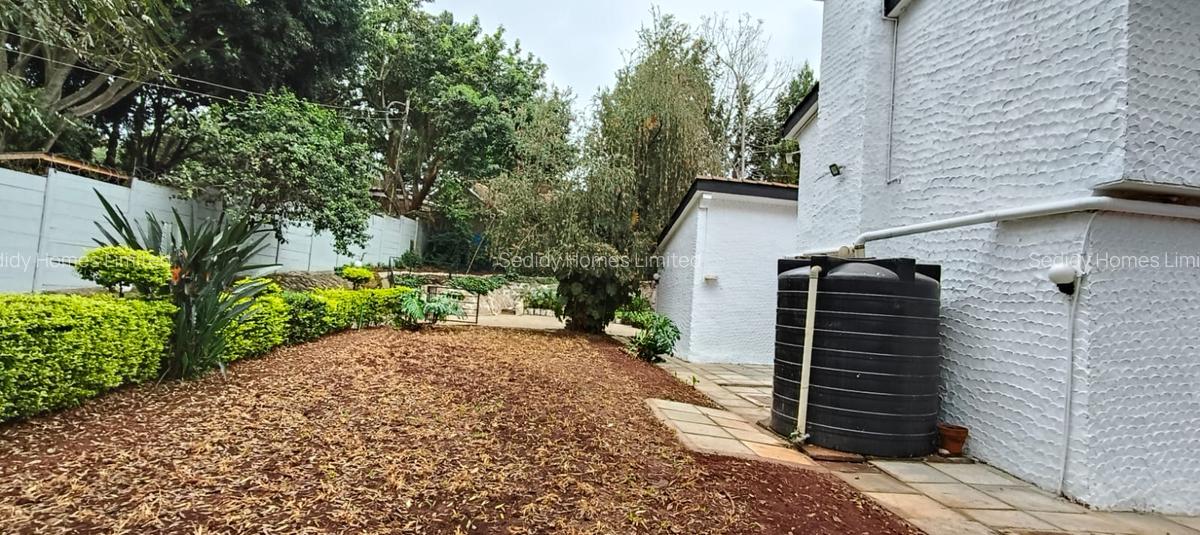 4 Bed House with En Suite in Westlands Area - 18