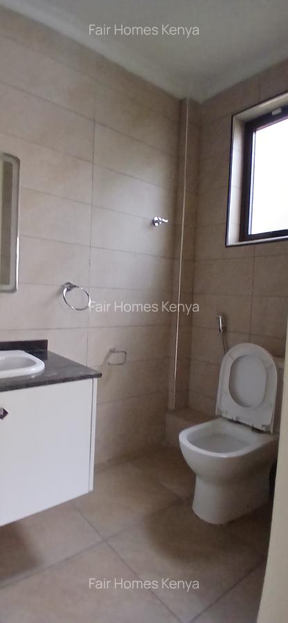 4 Bed Townhouse with En Suite at Lavington Green - 13