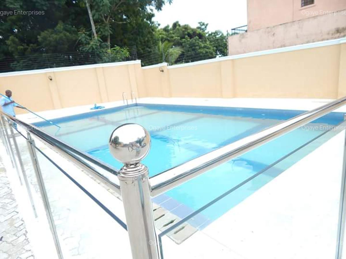 3 Bed Apartment with En Suite at Bungalows Road - 9